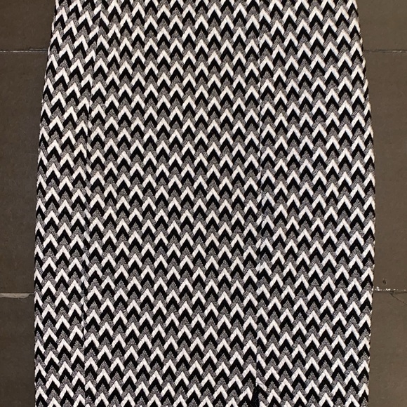 American Apparel Small Black and White Midi Pencil Skirt with Slit for Work - Picture 6 of 8